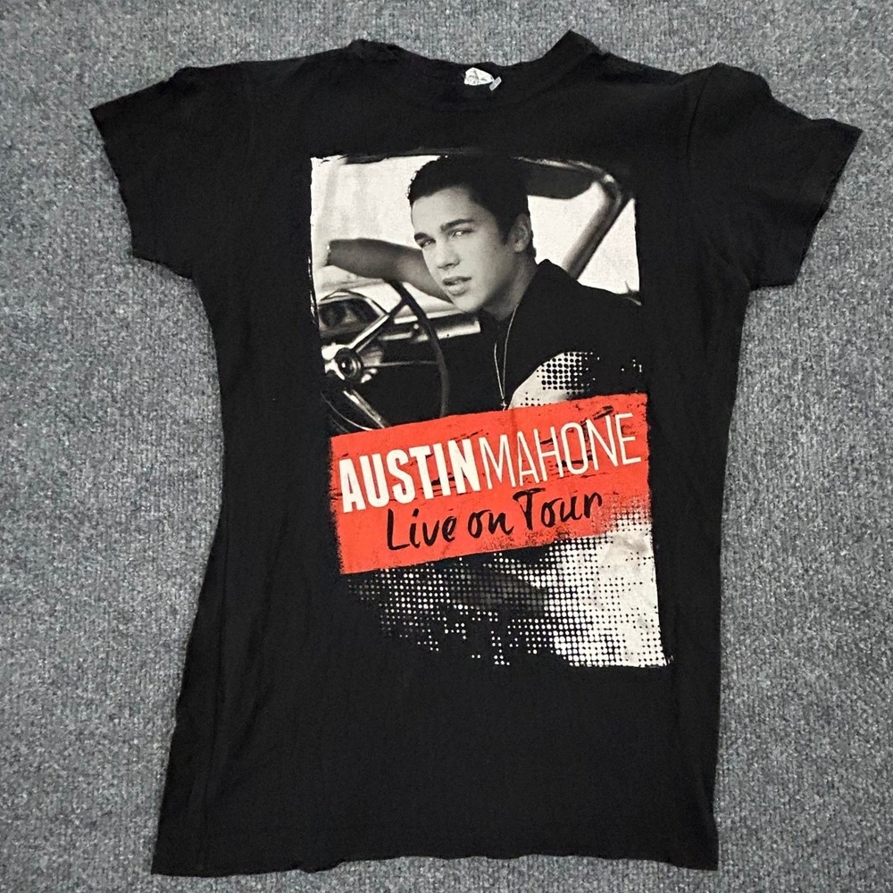 Austin Mahone T-Shirt Womens Size M Black 2014 Live On Tour Graphic Concert Tee